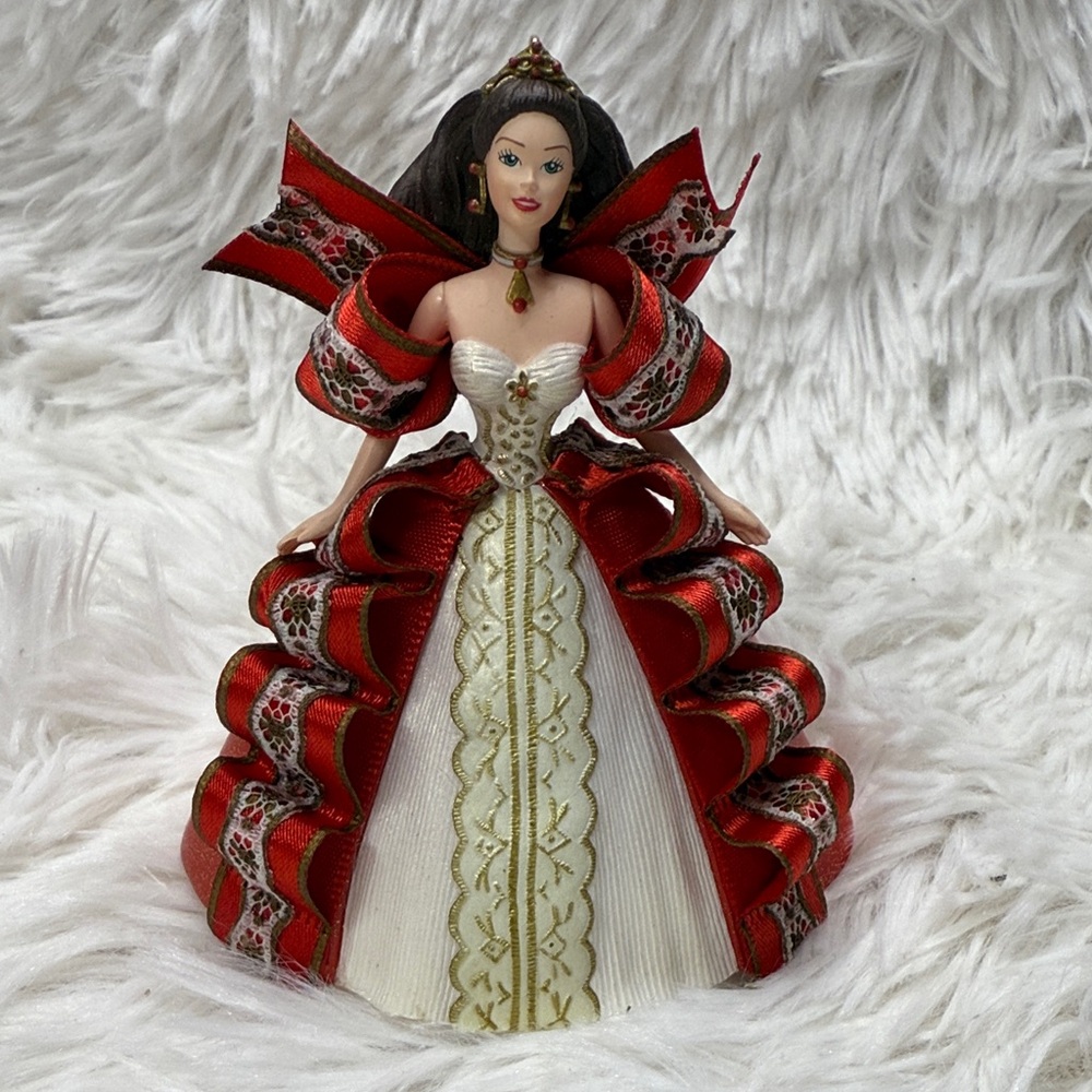 1997 Mattel Holiday Barbie Hallmak Ornament with Red and White Dress